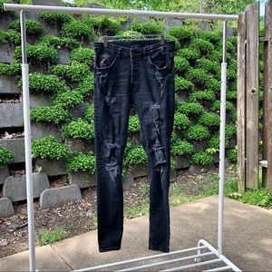 Men’s distressed skinny denim